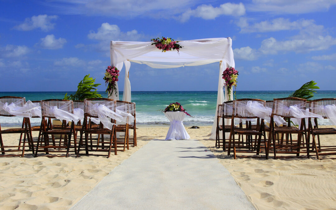 Krystal International Vacation Club Members Say “I Do” To Honeymoon In Cancun